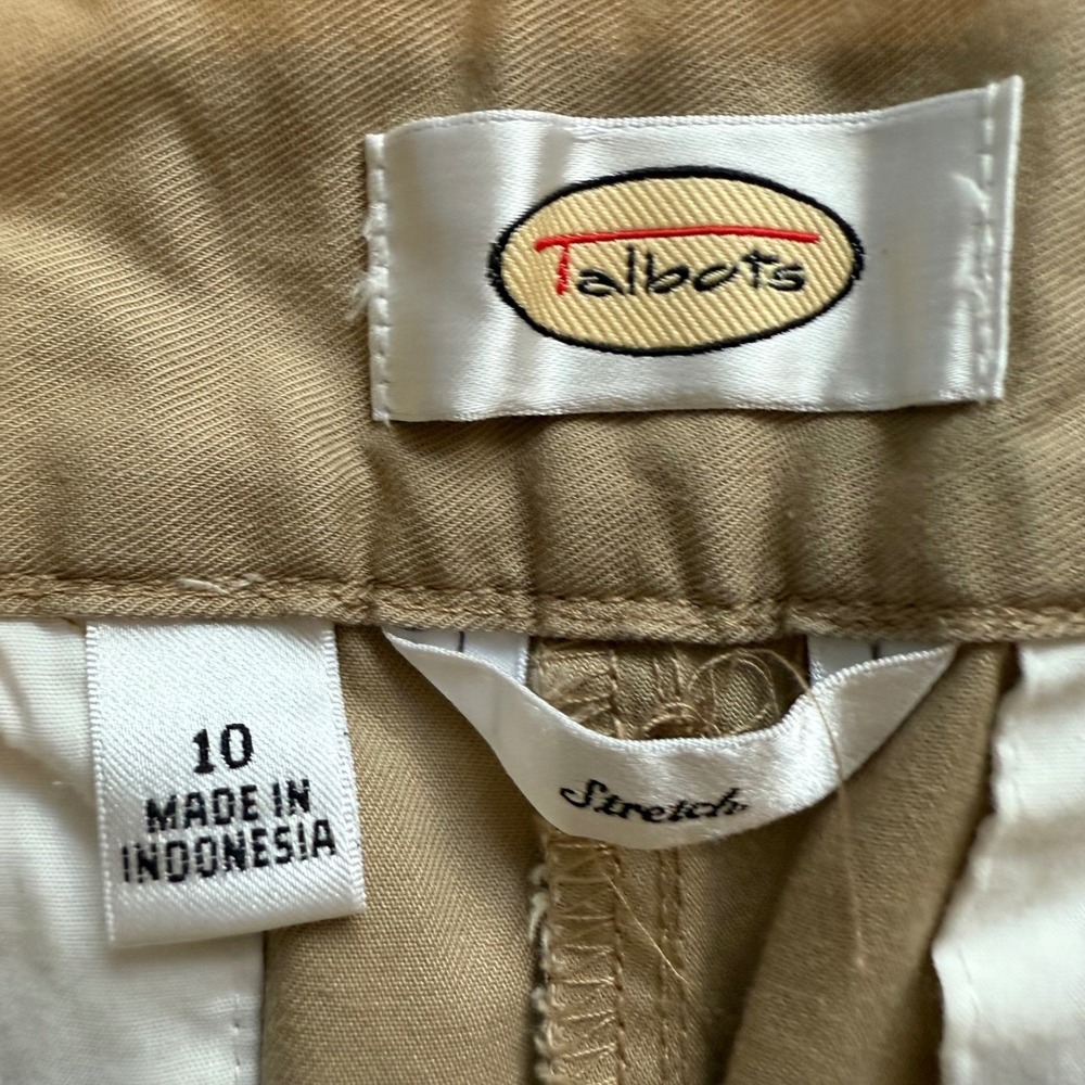 Talbots Women Khaki Chino Shorts Tan Stretch‎ Double Button Waist Casual Summer - Picture 3 of 7